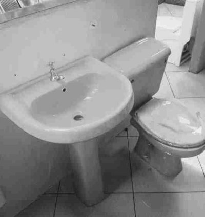 Colored Close couple toilet set